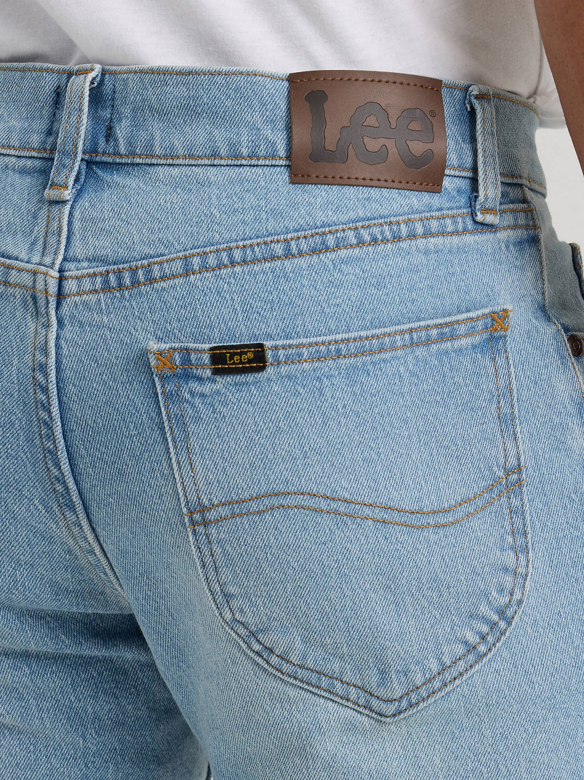 Men's Legendary Regular Straight Jean - view 5