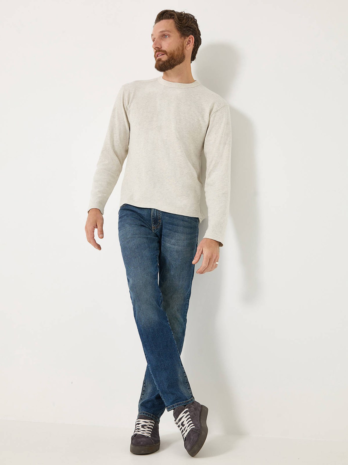 Men's Extreme Motion Straight Fit Tapered Leg Jean - view 7