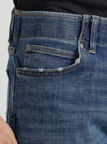 Men's Extreme Motion MVP Straight Fit Tapered Jean