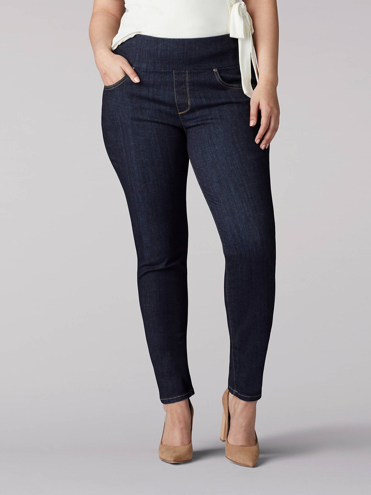 Women’s Sculpting Slim Fit Skinny Pull-On Jean (Plus)