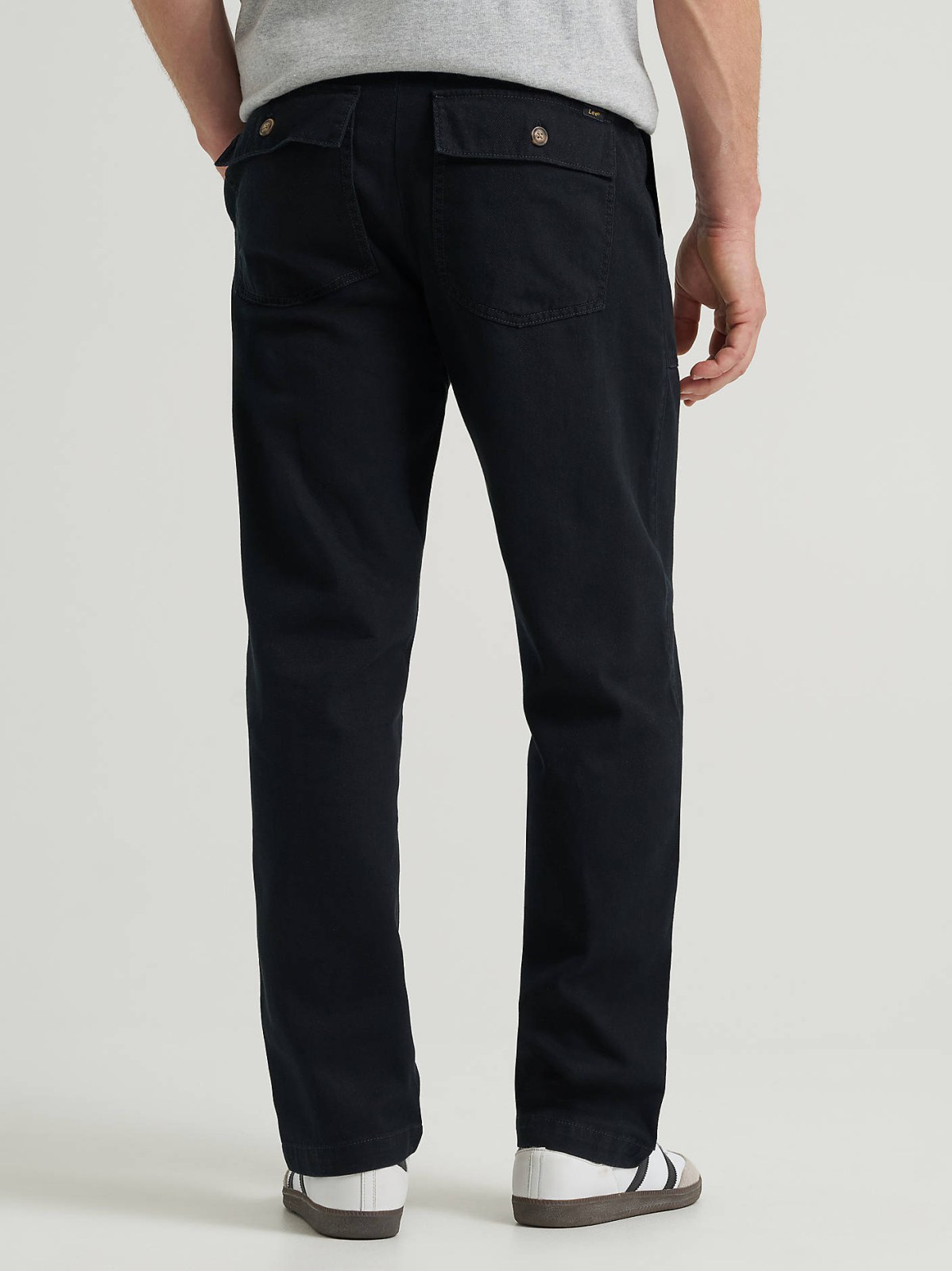 Men's Legendary Relaxed Utility Pant - view 3