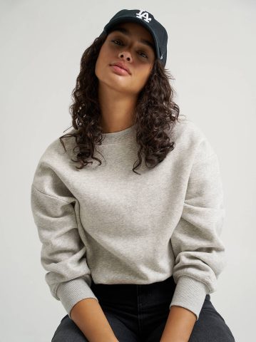 Women's Solid Crew Neck Sweatshirt