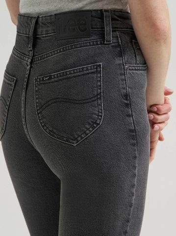 Women's High Rise Bootcut Jean