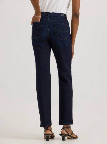 Women’s Stretch Relaxed Fit Straight Leg Jean