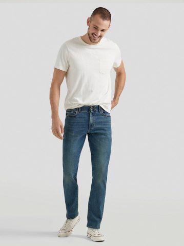 Men's Extreme Motion Straight Fit Tapered Leg Jean