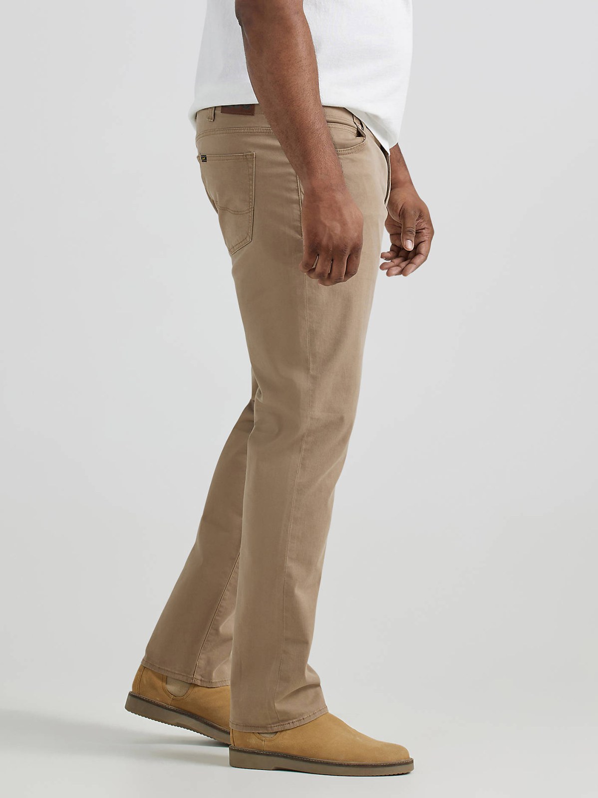 Men's Extreme Motion Straight Fit Tapered Leg Jean (Big & Tall) - view 4