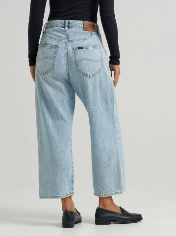 Women's Loose Crop Button-Fly Jean