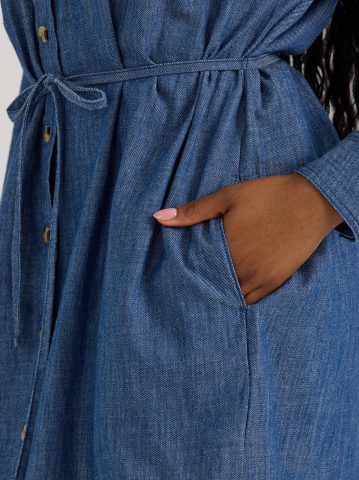 Women's Legendary Shirred Frontier Dress
