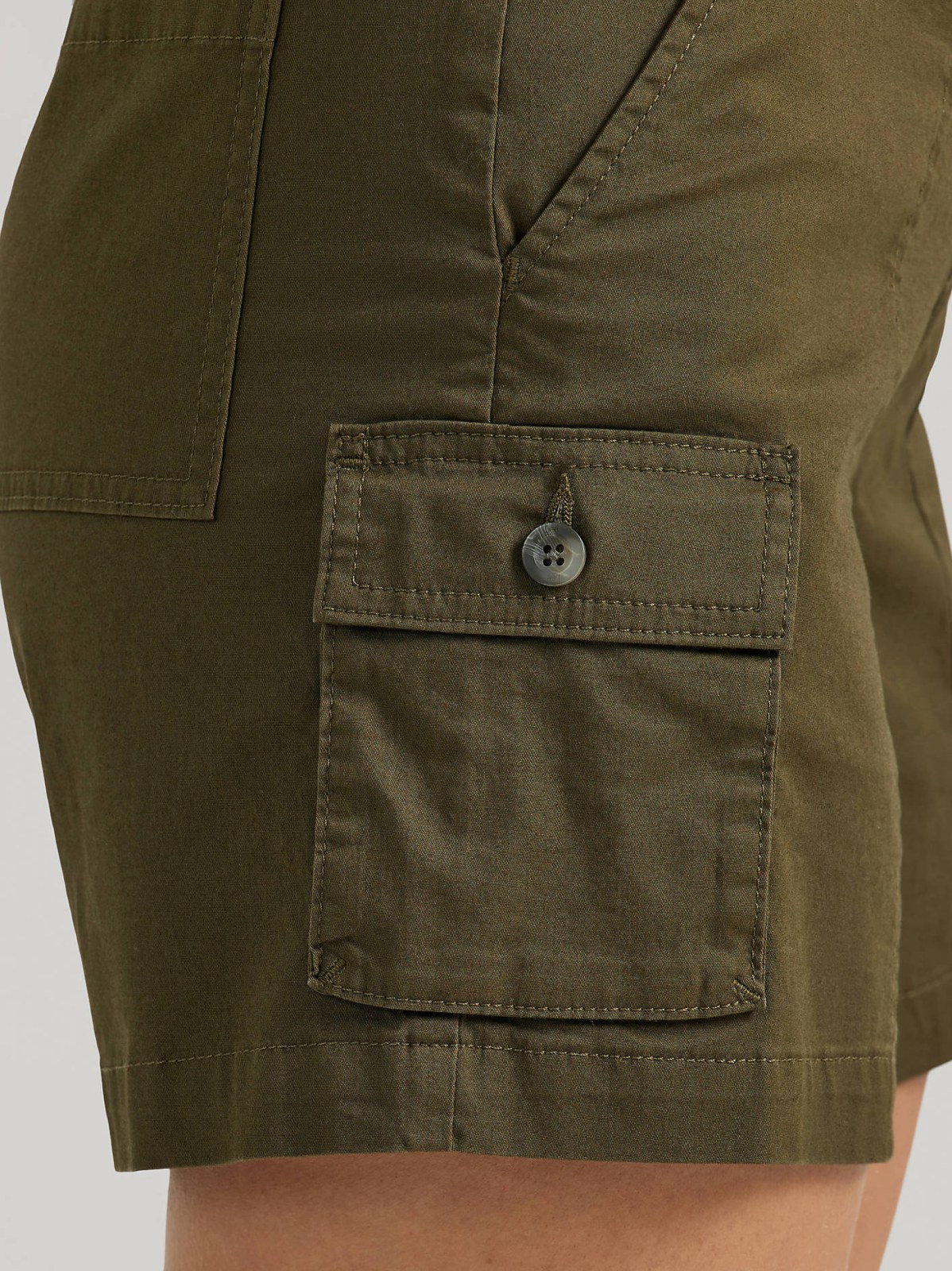 Women's Ultra Lux Comfort with Flex-to-Go Relaxed Fit Cargo Short - view 6