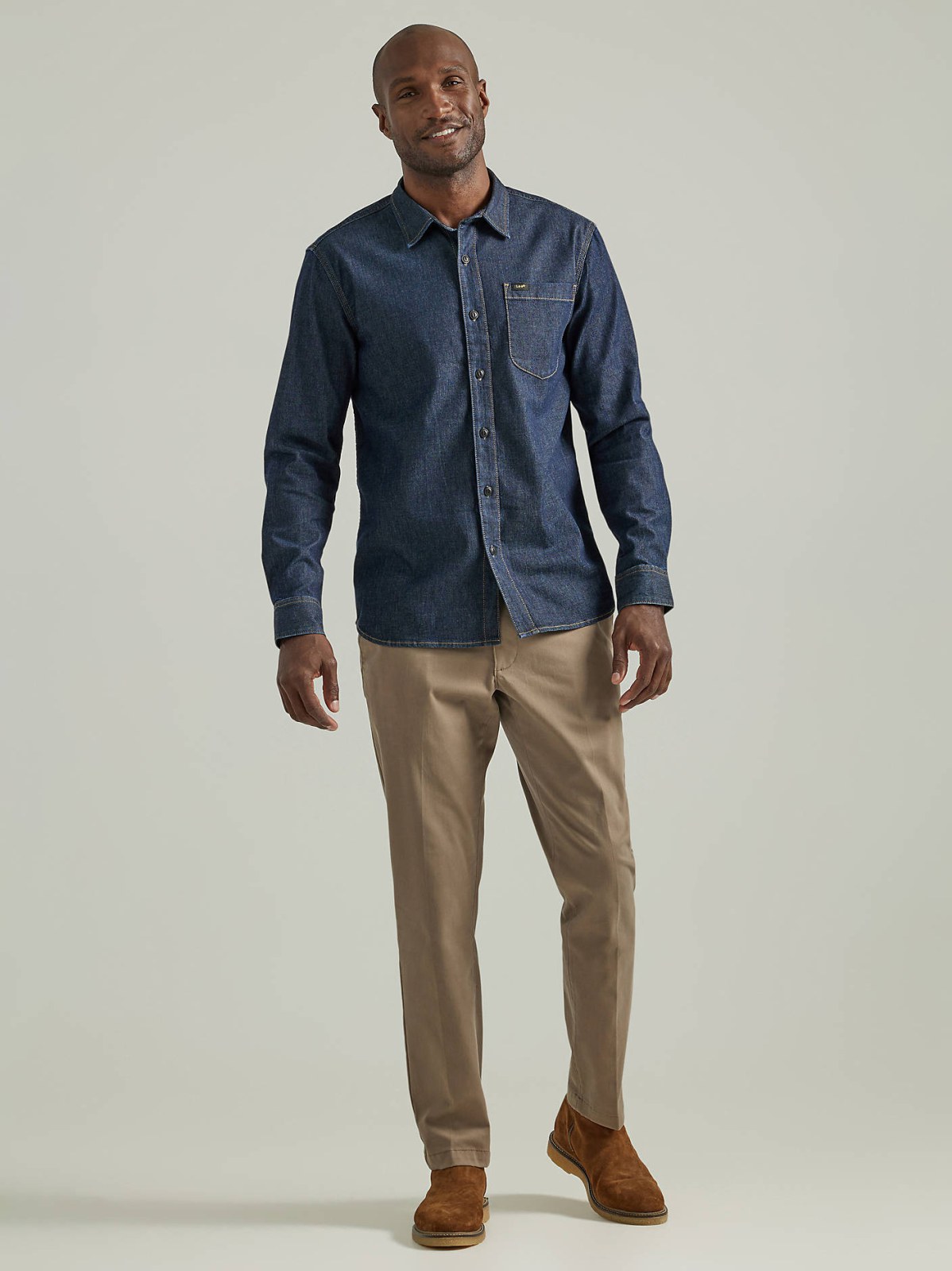 Men's Extreme Motion All Purpose Denim Button Down Shirt - view 4