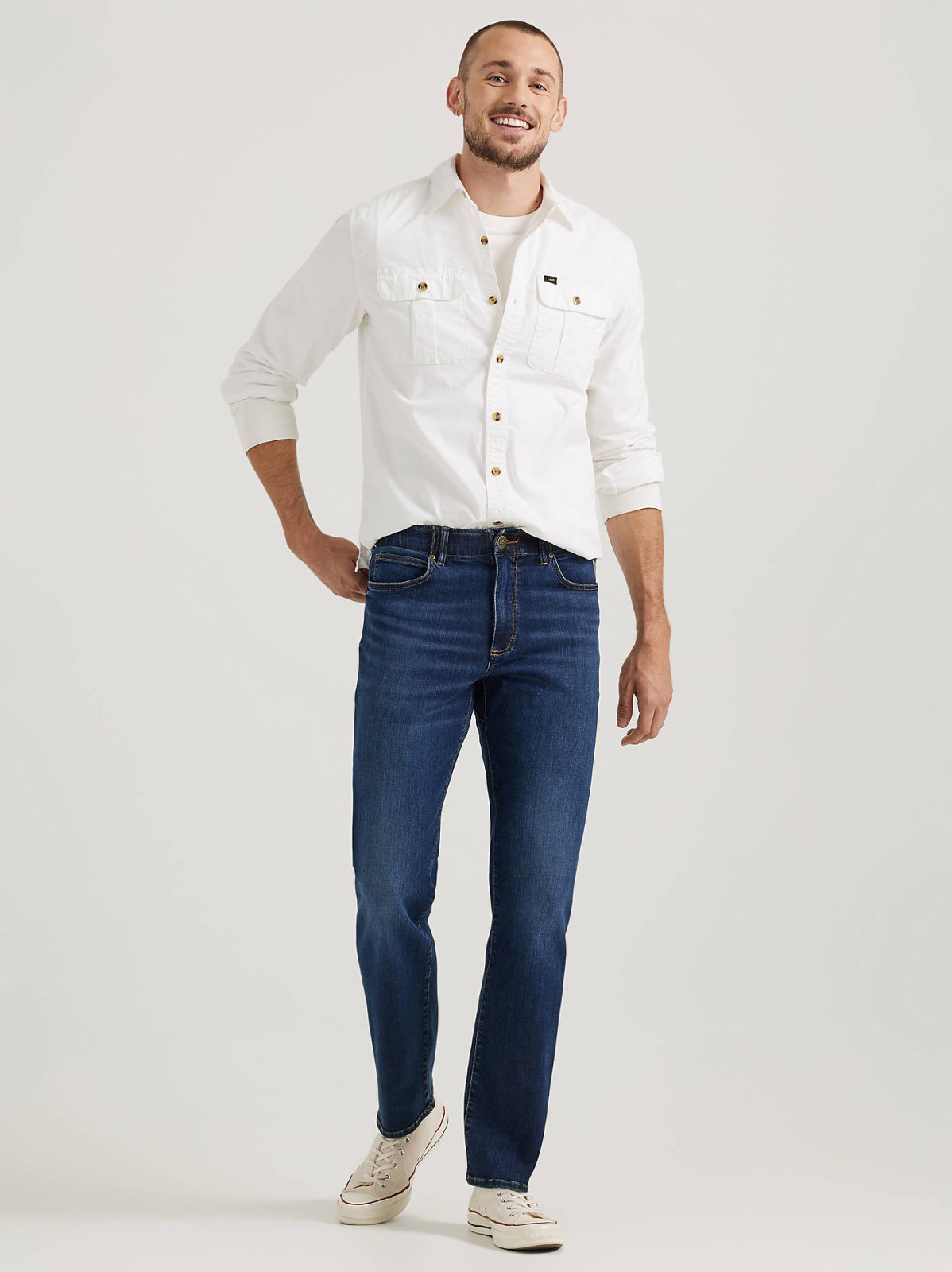 Men's Extreme Motion Regular Fit Straight Leg Jean