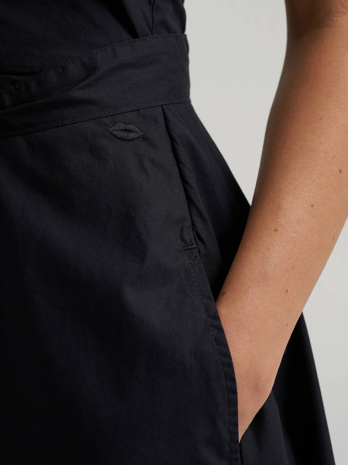 Women's Lee® x Marilyn Monroe Poplin Halter Dress - view 7