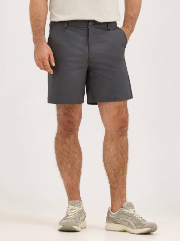 Men's Extreme Motion 7" Flat Front Short