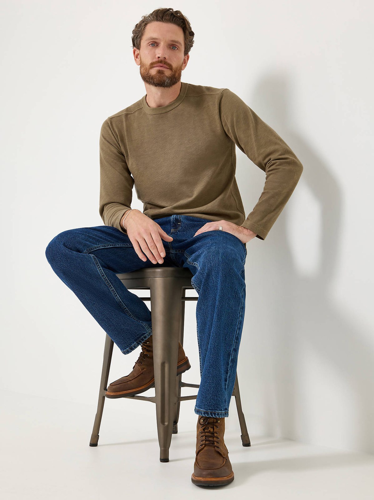 Men's Legendary Loose Fit Jean - view 7