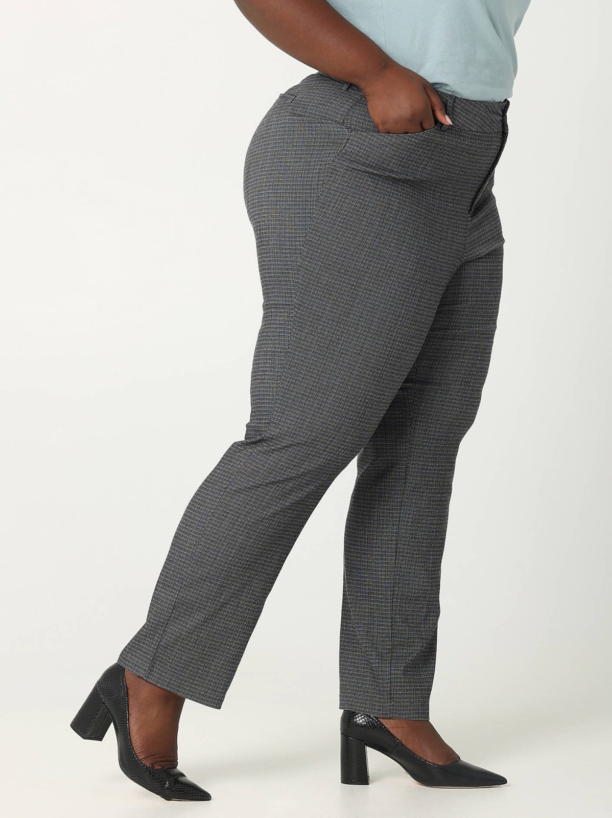 Women's Wrinkle Free Relaxed Fit Straight Leg Pant (Plus) - view 3