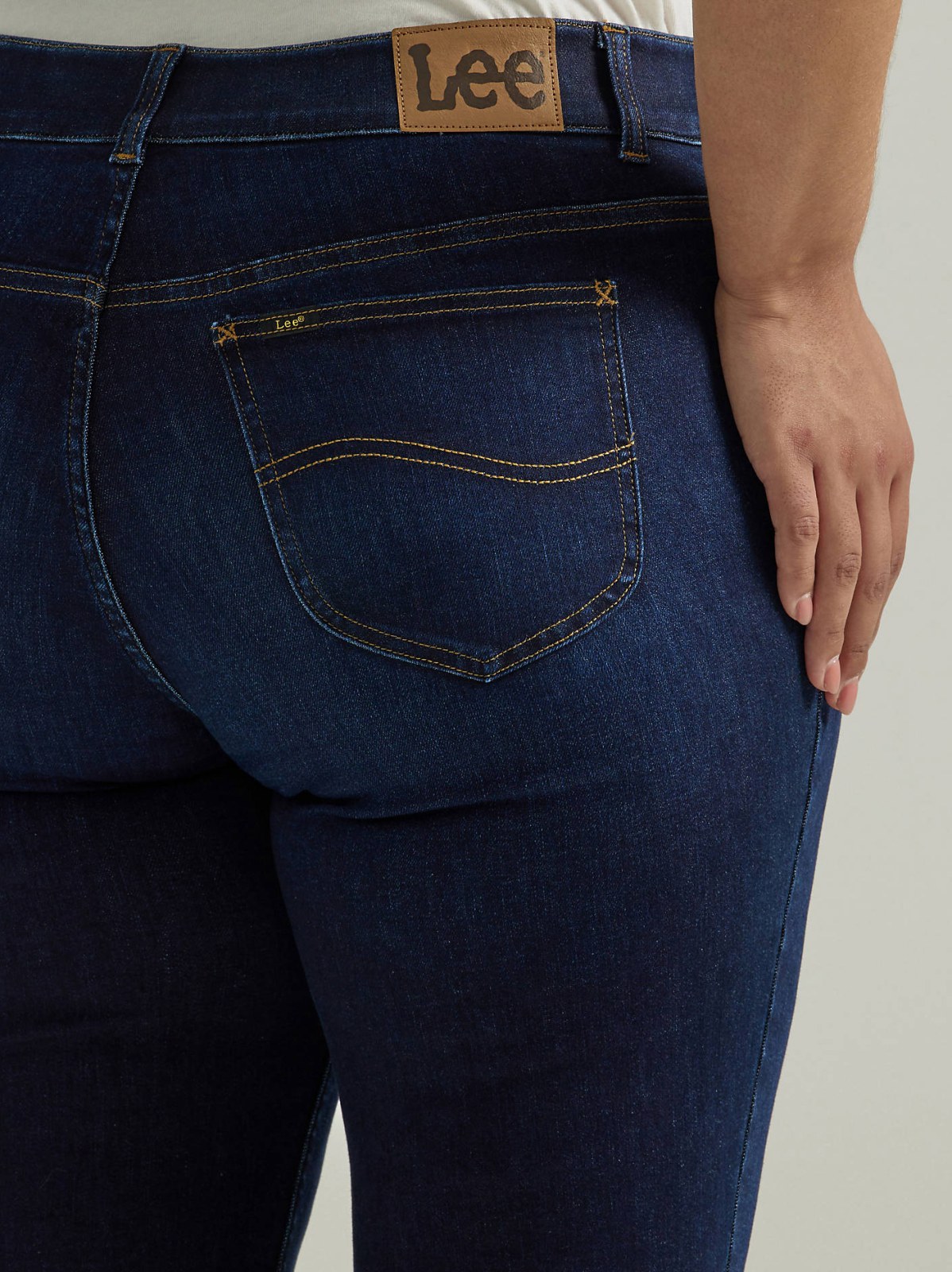 Women's Ultra Lux Comfort with Flex Motion Bootcut Jean (Plus) - view 6