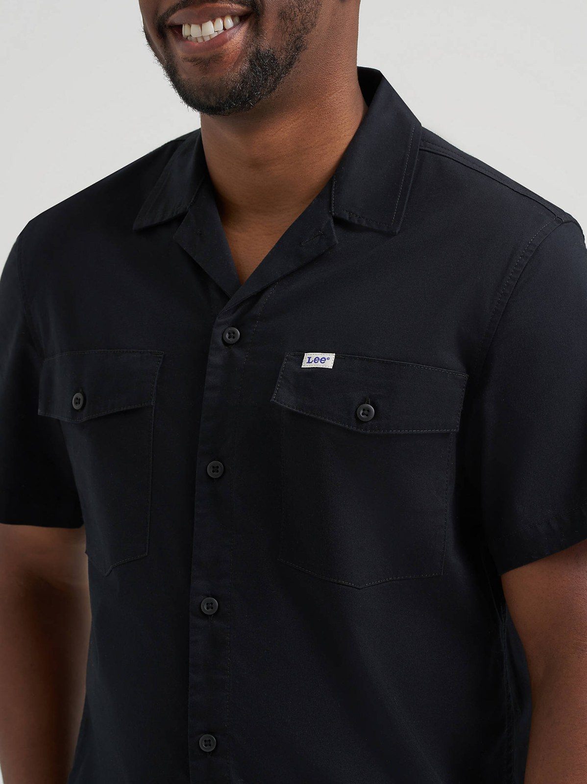 Men's Short Sleeve Relaxed Fit Button Down Workshirt - view 3