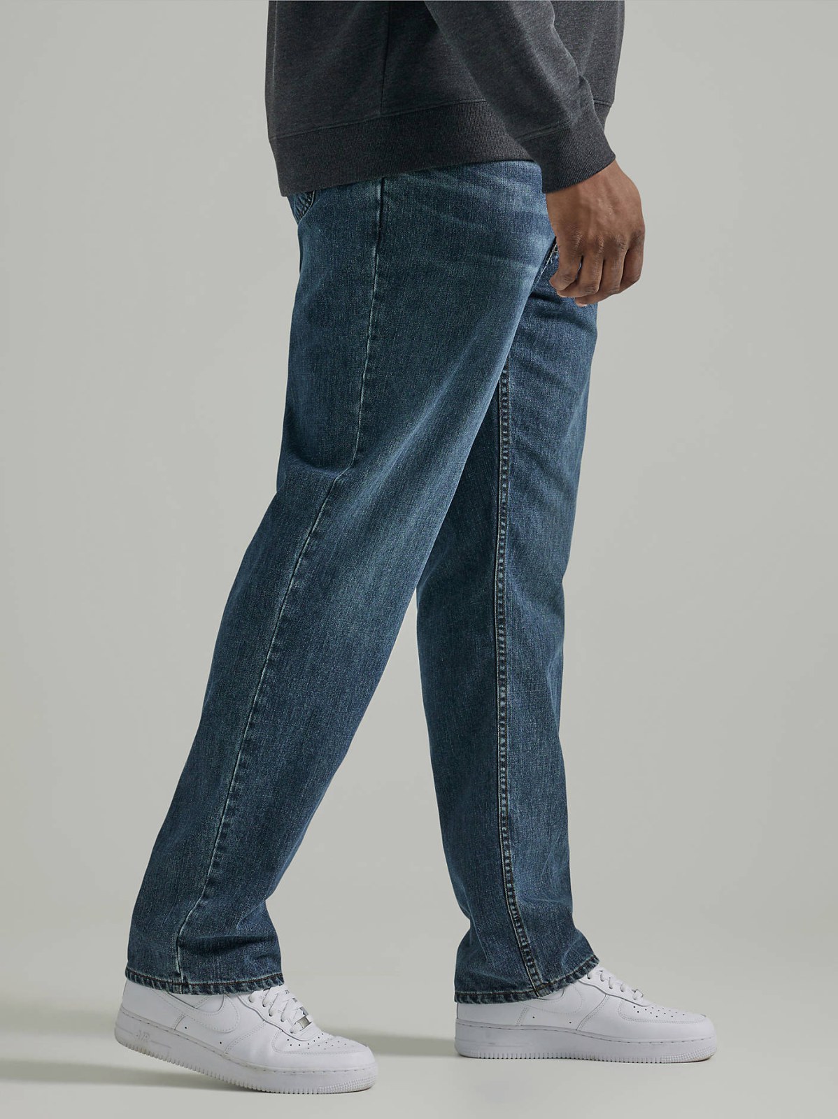 Men's Legendary Relaxed Straight Jean (Big &Tall) - view 4