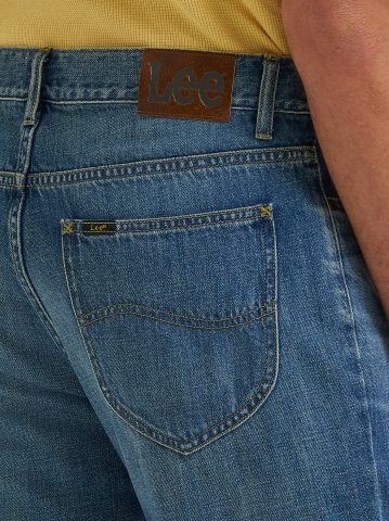Men's Legendary Regular Straight Jean with SoftAge™