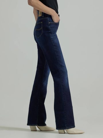 Women's Ultra Lux Comfort with Flex Motion Bootcut Jean (Petite)