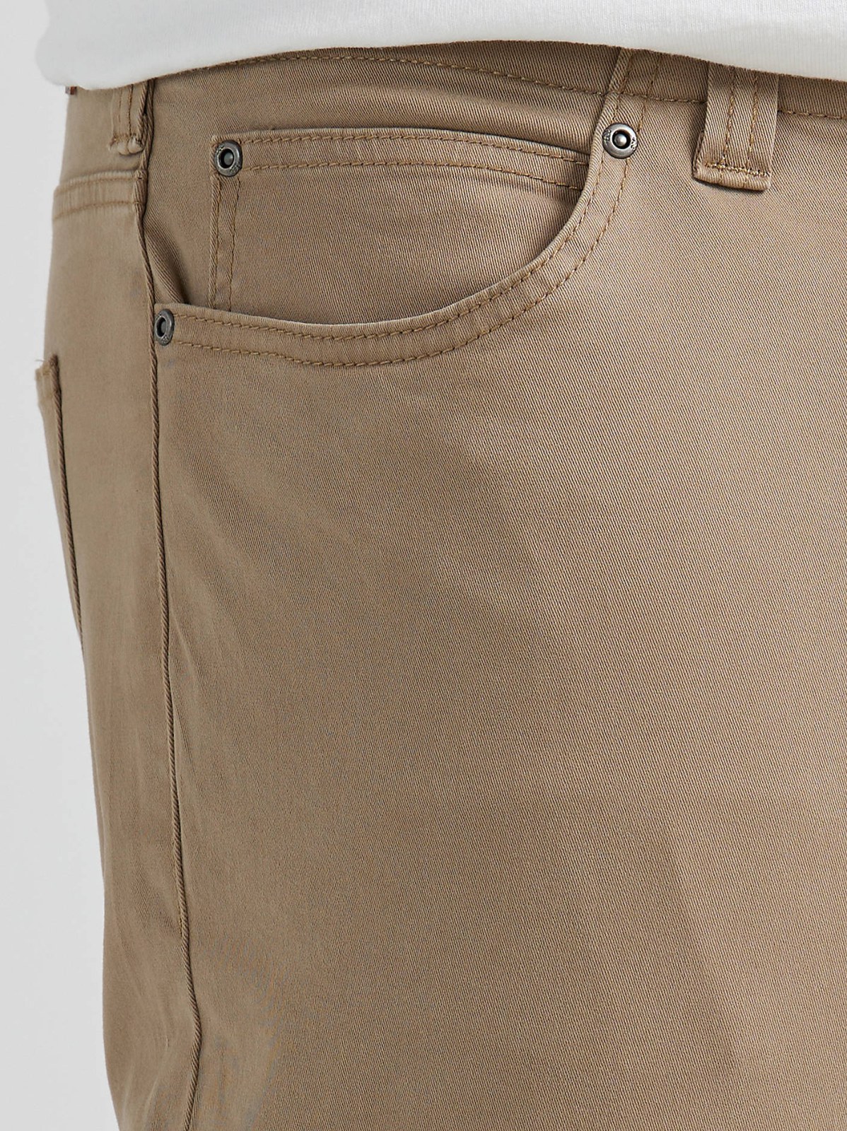 Men's Extreme Motion Straight Fit Tapered Leg Jean (Big & Tall) - view 6
