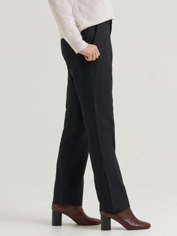 Women's Wrinkle Free Relaxed Fit Straight Leg Pant