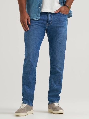 Men's Extreme Motion Regular Straight Jean with Cool Temp Technology — alternate view