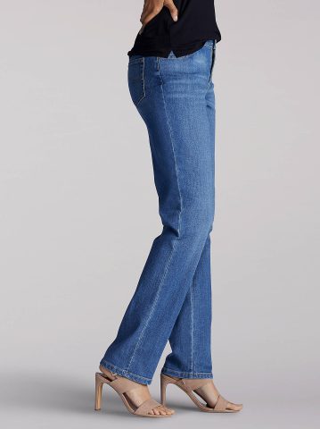 Women’s Stretch Relaxed Fit Straight Leg Jean (Petite)
