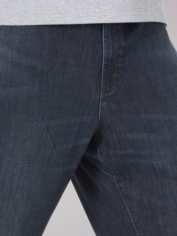 Men's Extreme Motion MVP Relaxed Straight Jean (Big & Tall)