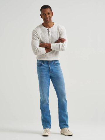 Men's Extreme Motion Slim Straight Leg Jean