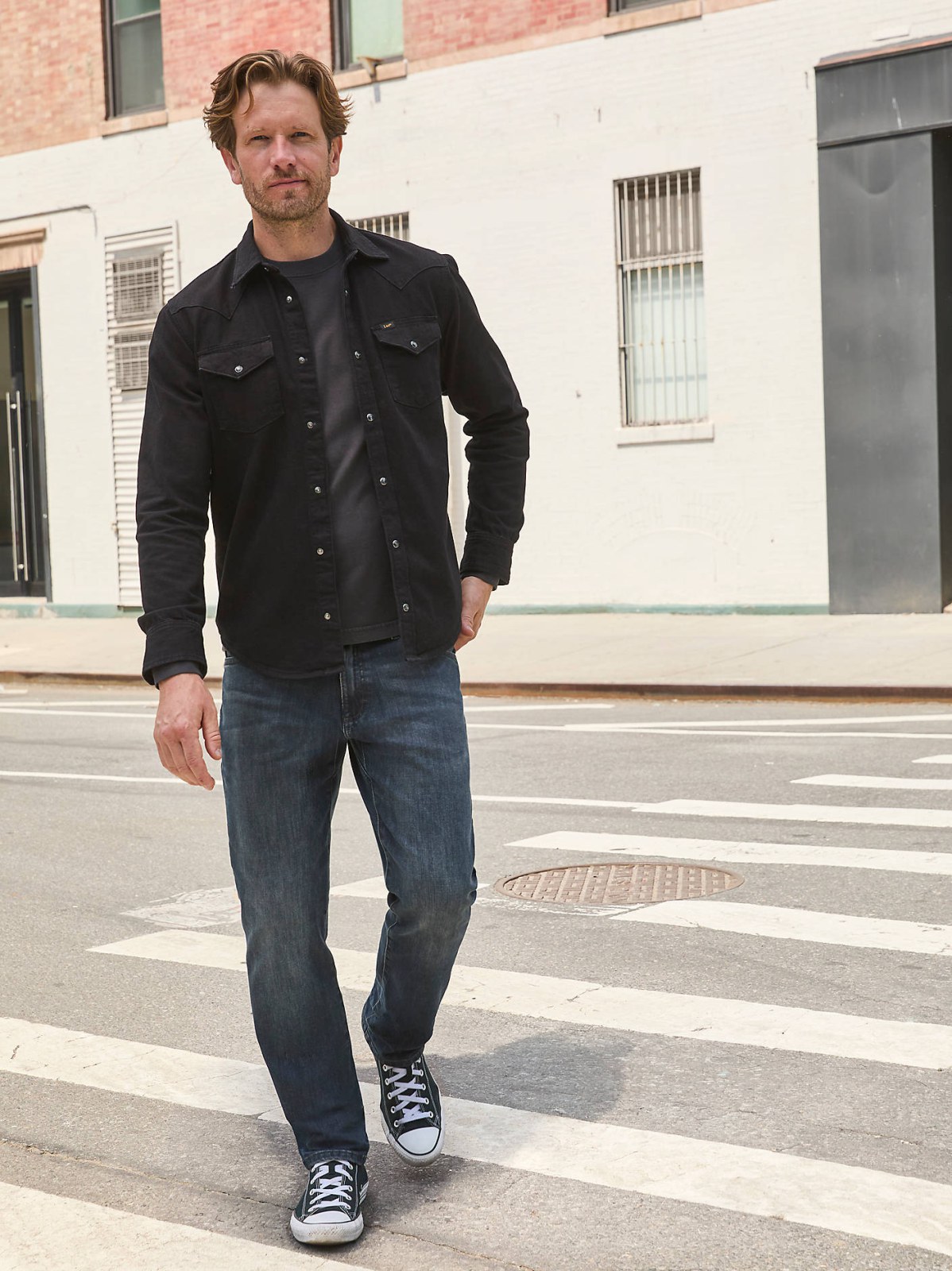 Men's Extreme Motion MVP Straight Fit Tapered Jean