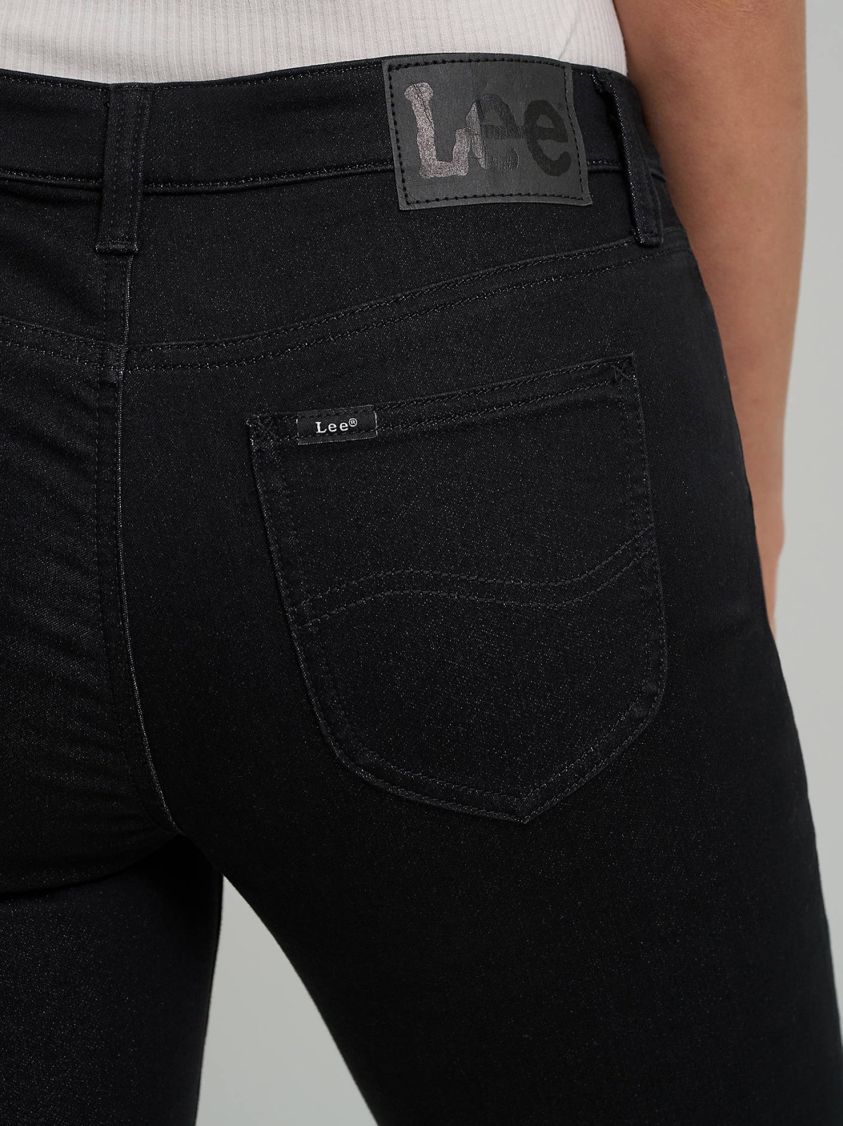 Women's Legendary Single Layer Warming Straight Jean - view 5