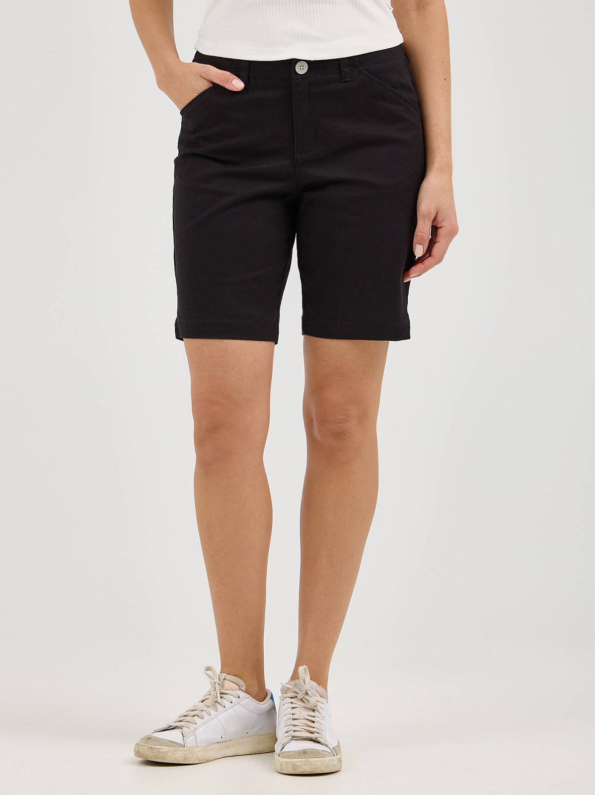 Women's Legendary Chino Bermuda - view 2