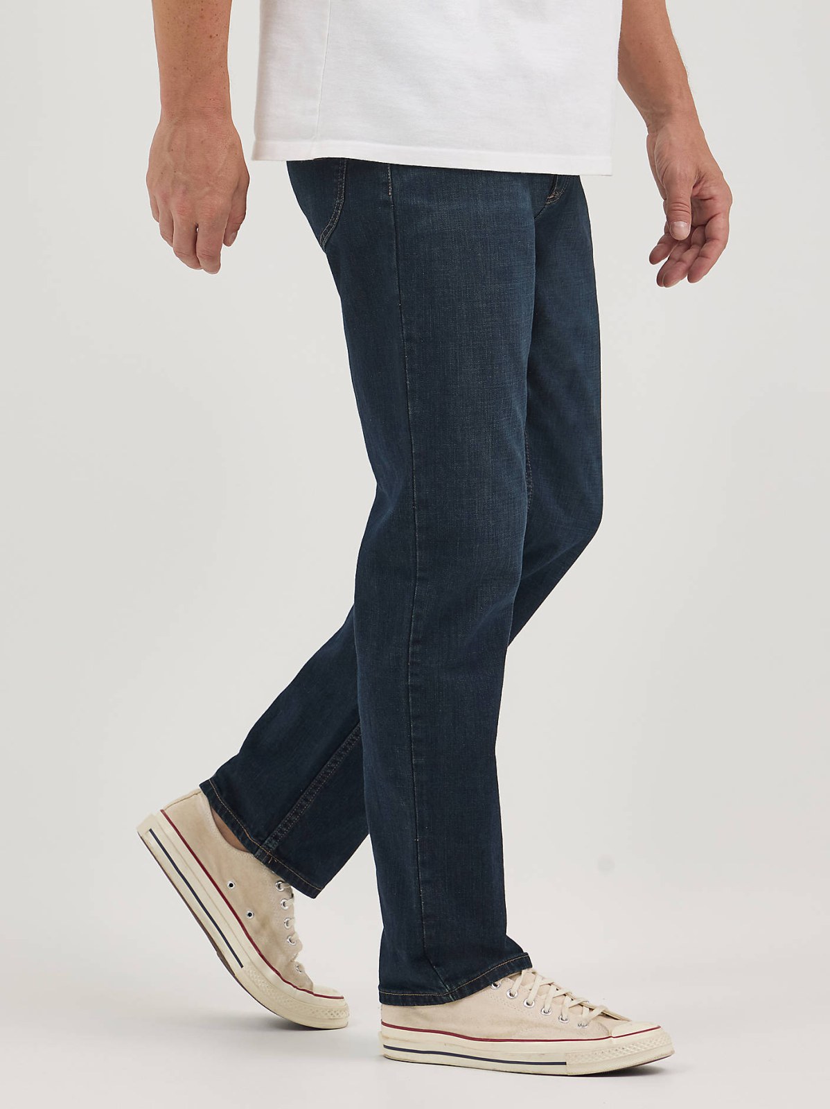 Men's Legendary Relaxed Straight Jean - view 4