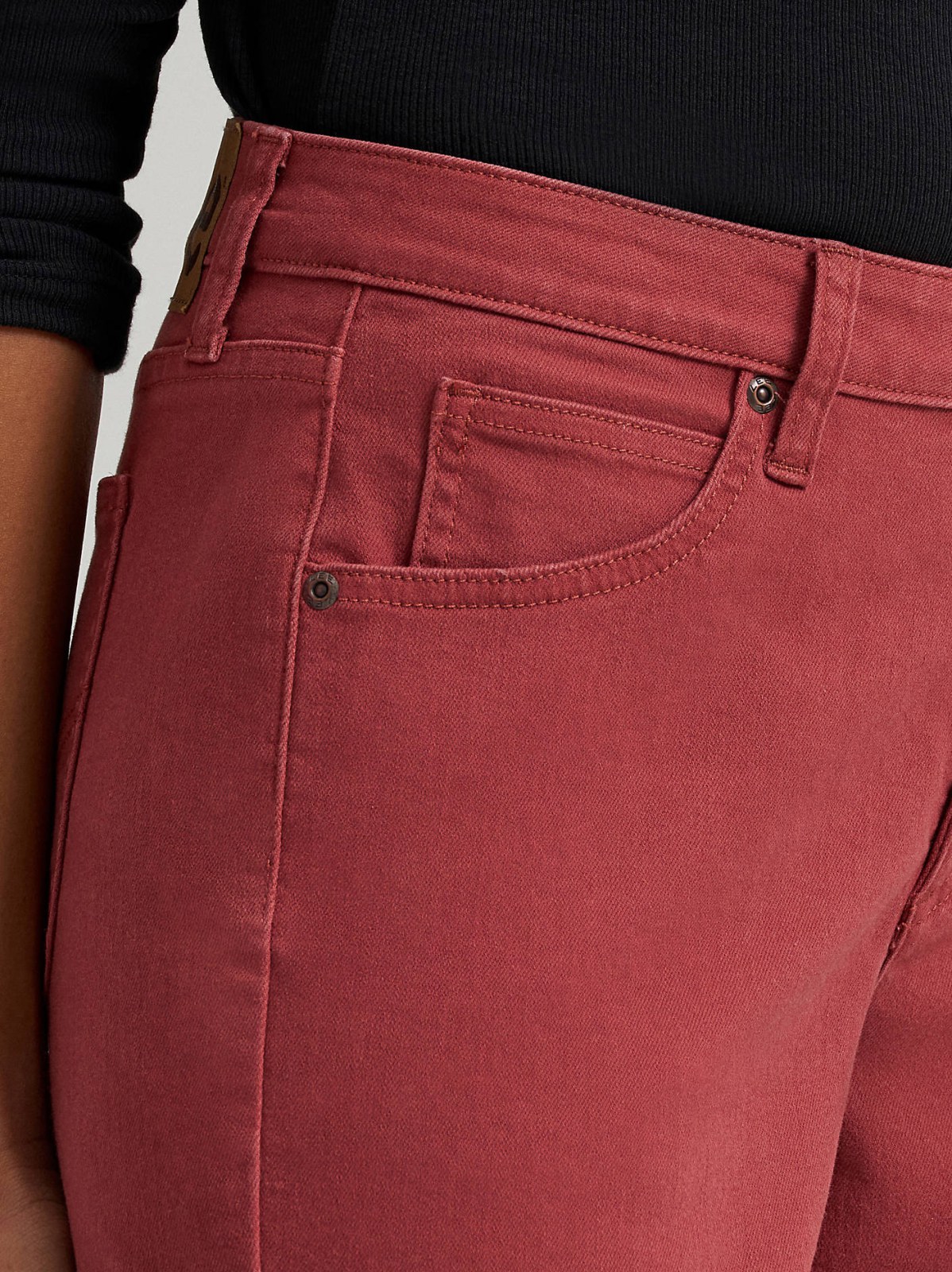 Women's Legendary Side Slit Denim Short - view 6