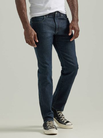 Men's Extreme Motion Slim Straight Leg Jean