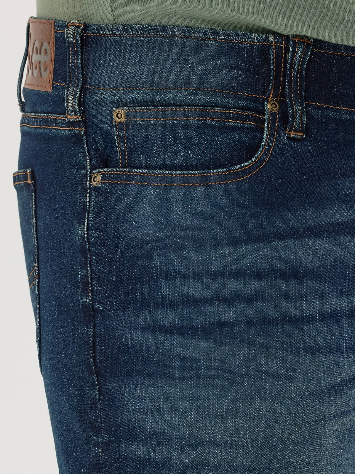 Men's Extreme Motion Relaxed Jean (Big & Tall) - view 6