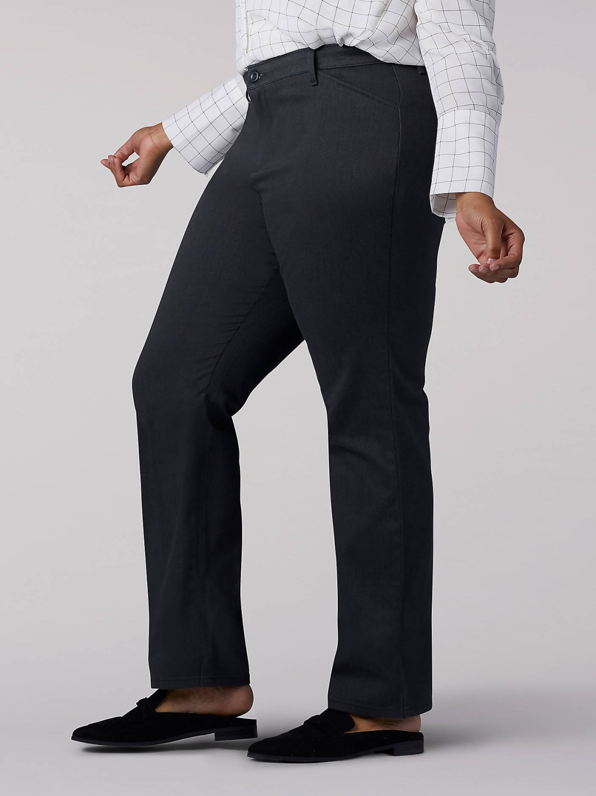 Women’s Relaxed Fit Straight Leg Pant All Day Pant (Plus) - view 3