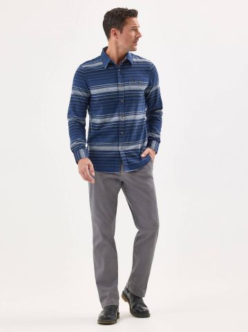 Men's Extreme Motion MVP Straight Fit Flat Front Pant